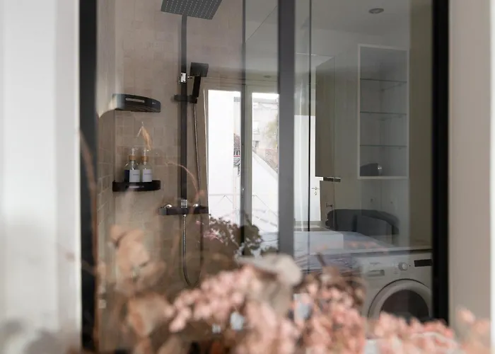 T2 Havre De Paix Centre - Parking Prive - Metro & Tram Palais De Justice 2min Apartamento *