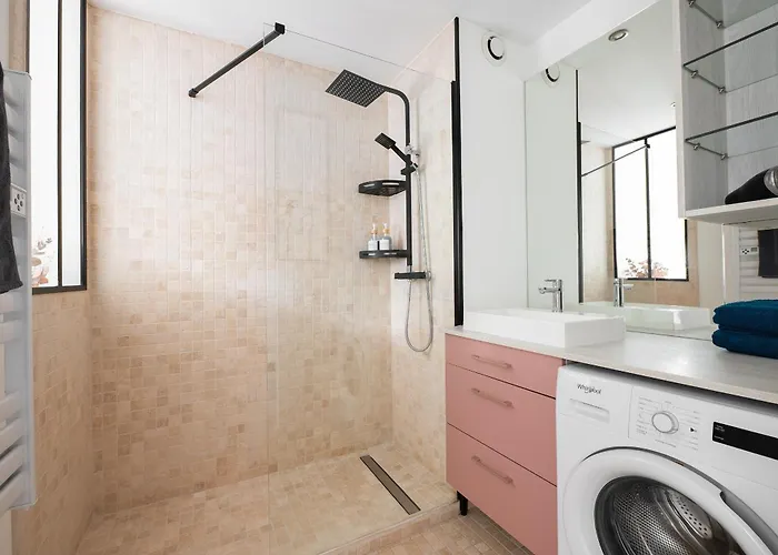 T2 Havre De Paix Centre - Parking Prive - Metro & Tram Palais De Justice 2min Apartment *