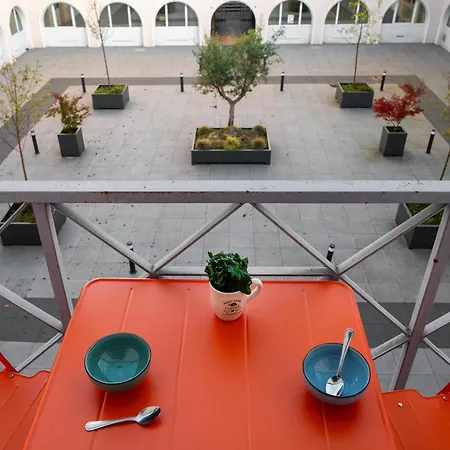 T2 Havre De Paix - Parking Prive - Metro & Tram Palais De Justice 2min Apartamento *